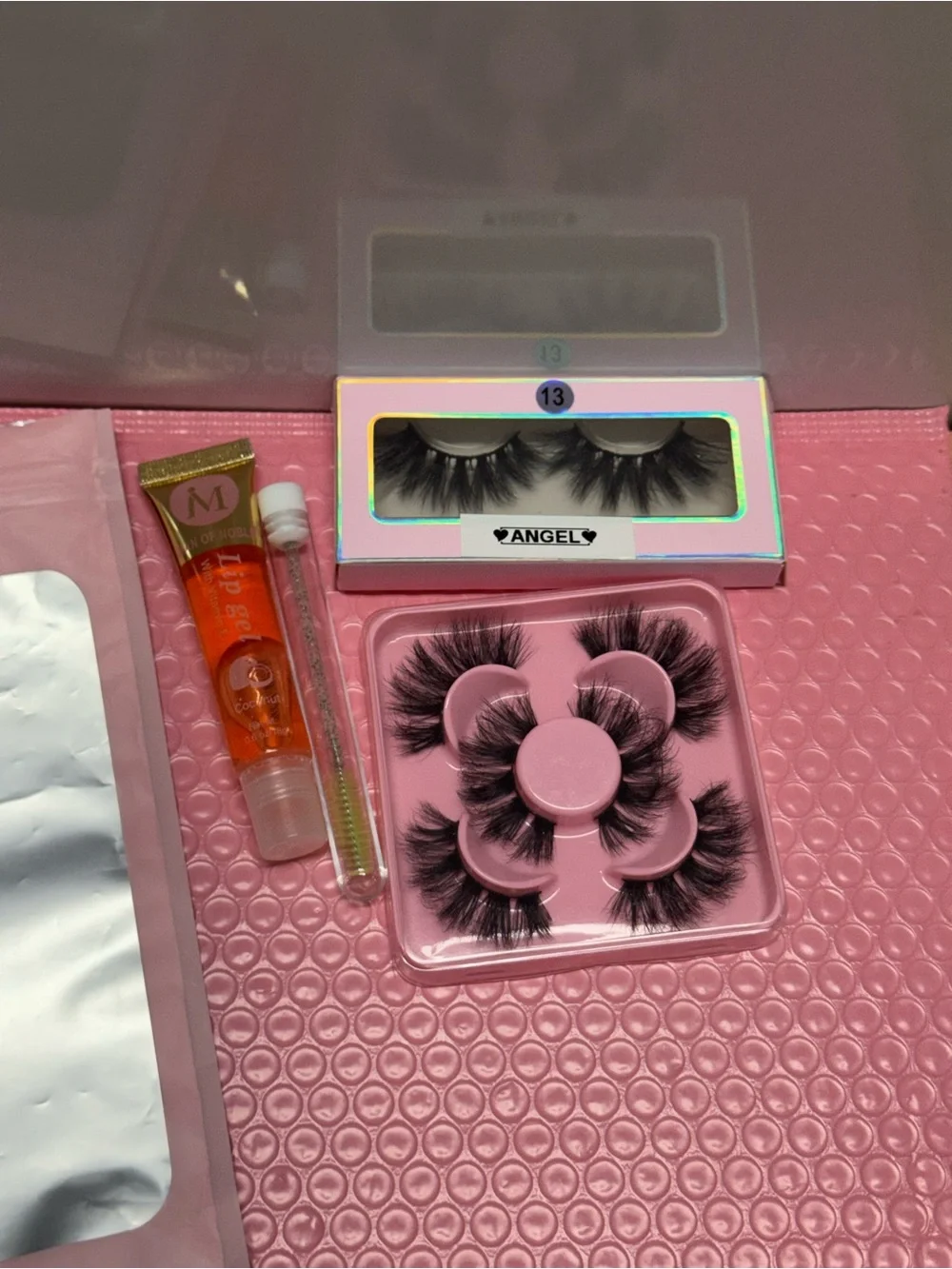 Angel compact women